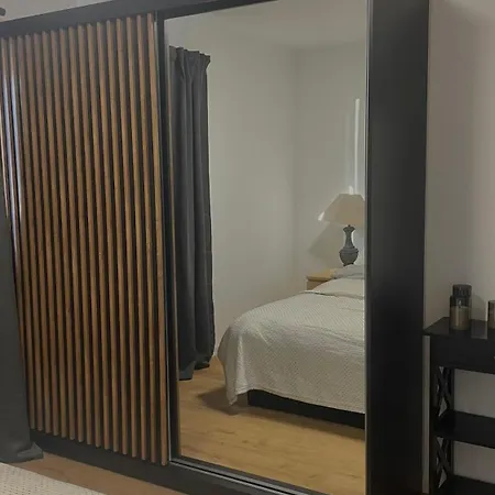 Moderne Verdistrasse 9 *