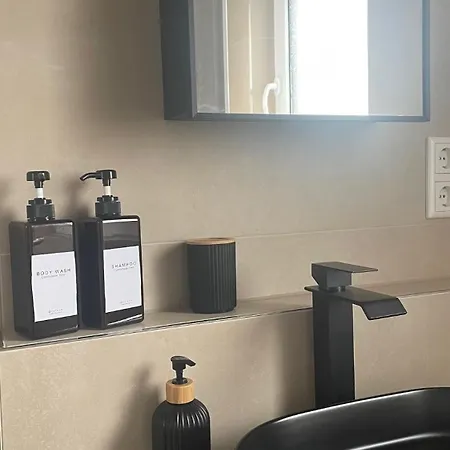 公寓 Moderne Verdistrasse 9 *